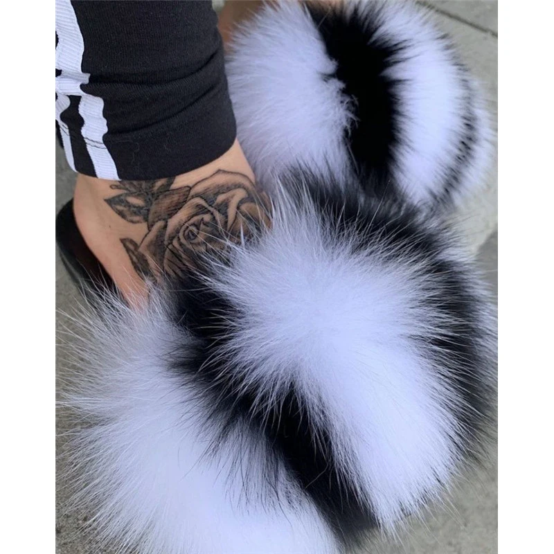 Hot Sale Summer Women Fox Fur Slippers Furry Slippers Designer Fur Slides Girls Black Fur Slides Gorgeous Big Fur Slides Sandal