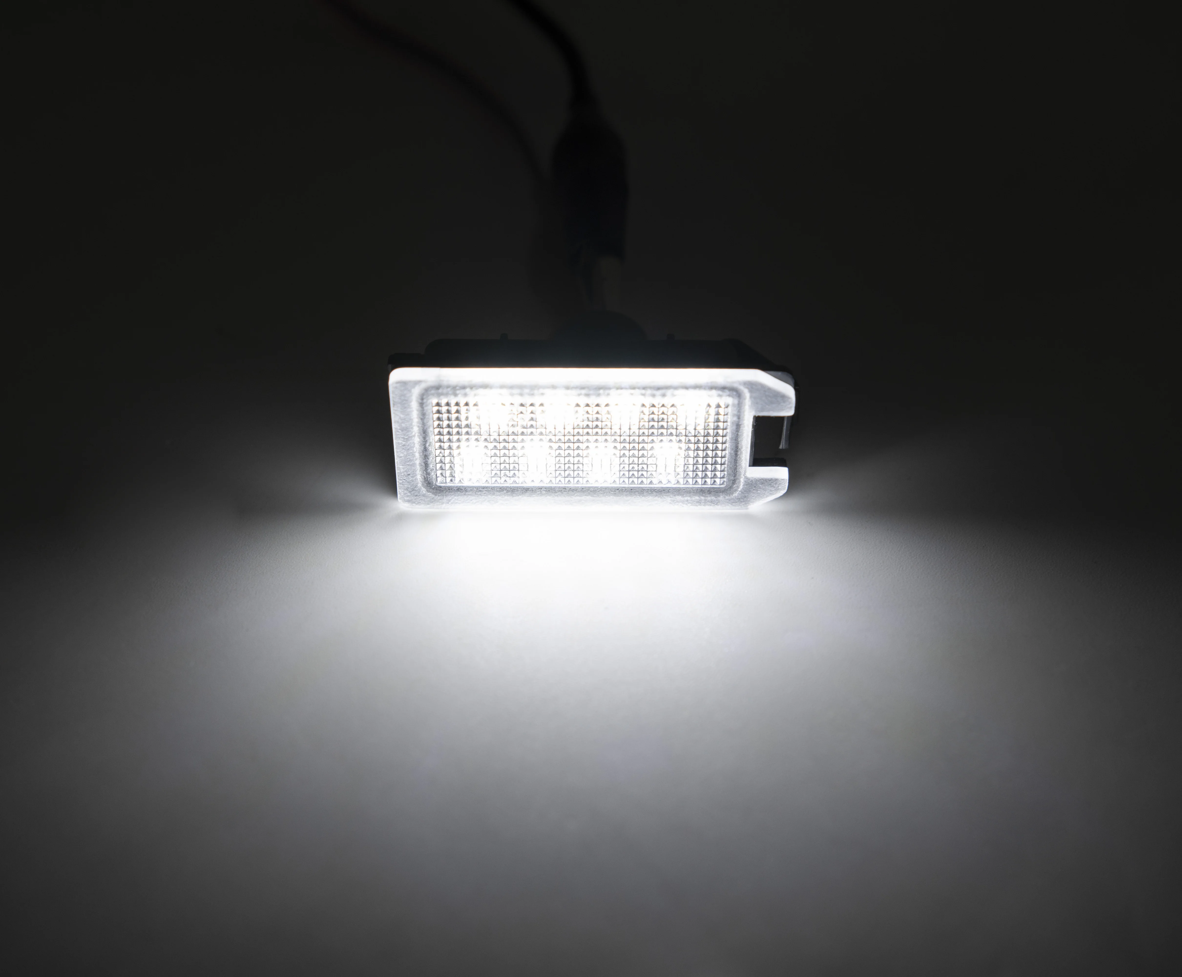 2 pezzi luce targa a led per Fiat 500 2013 2014 2015 2016-2019 (USA) Maserati Levante 2017-2022 Canbus senza errori