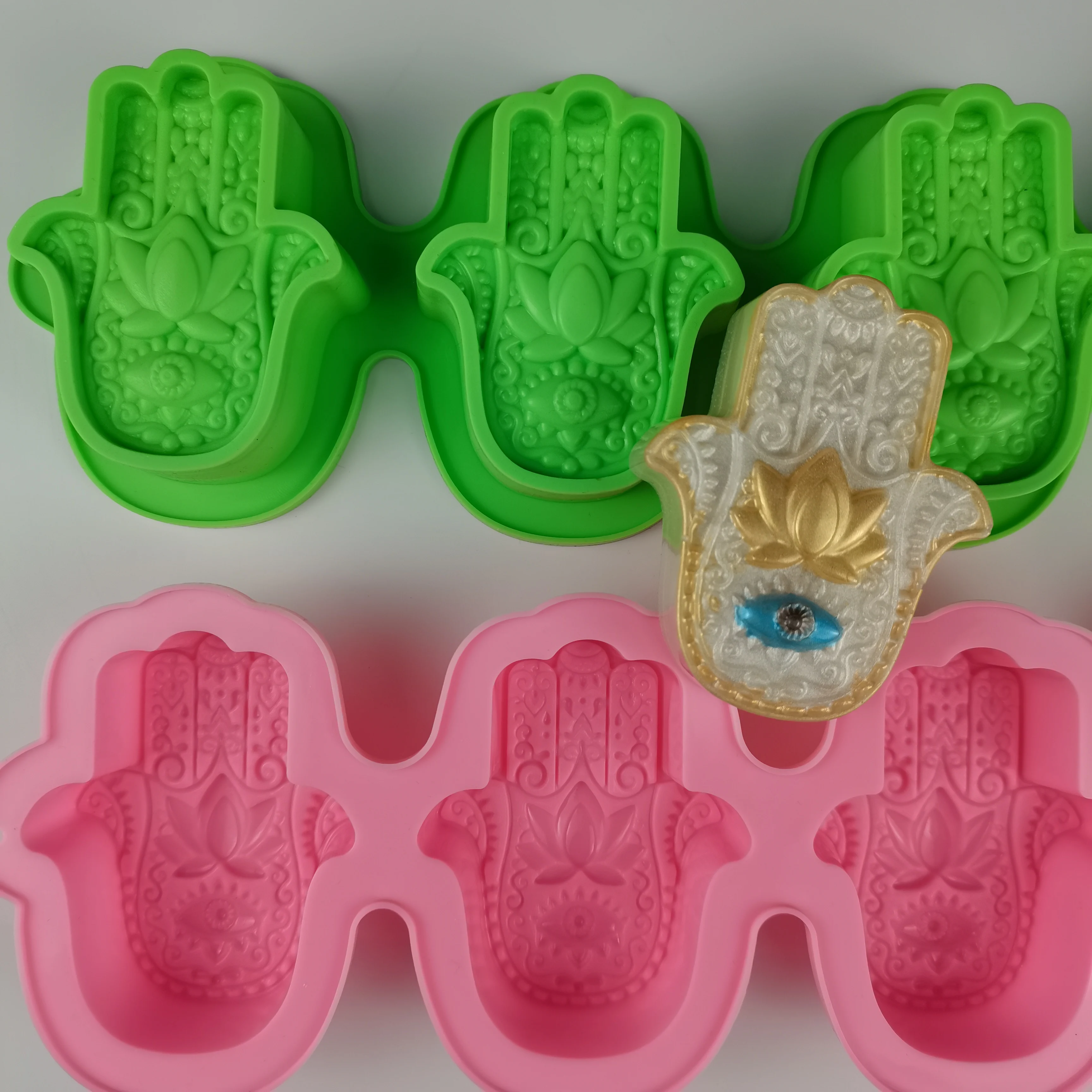 PRZY 4 Cavities HAMSA Lotus In The Palm Silicone Soap Mold Khamsah DIY Mold Silicone For Soap Making Hand Of Fatima Mascot Mold