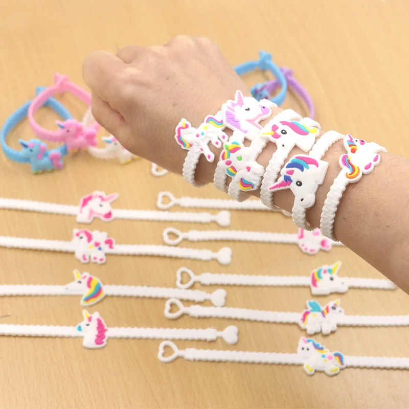 12pcs amore per bambini Cartoon Dinosaur Unicorn Bracelet Hand Band Silicone tre fori Peach Heart bracciale regolabile