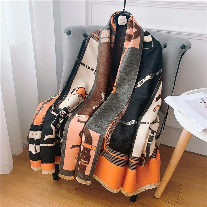 

New Woman Fashion European And American Style Retro Horse Printing Imitation Cashmere Shawl Multifunction Decorate Warm Scarf