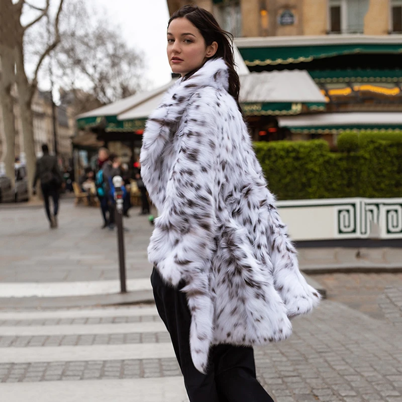 Importy zimowych płaszczy z naturalnego futra lisa jelonkowego (lynx) w kolorze czystej bieli z USA, płaszcze damskie średniej długości z prawdziwego futra lisa jelonkowego.