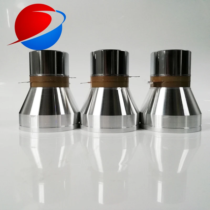 산업 청소를위한 20 khz/40 khz/60 khz 120 w 다중 주파수 압전 초음파 변환기