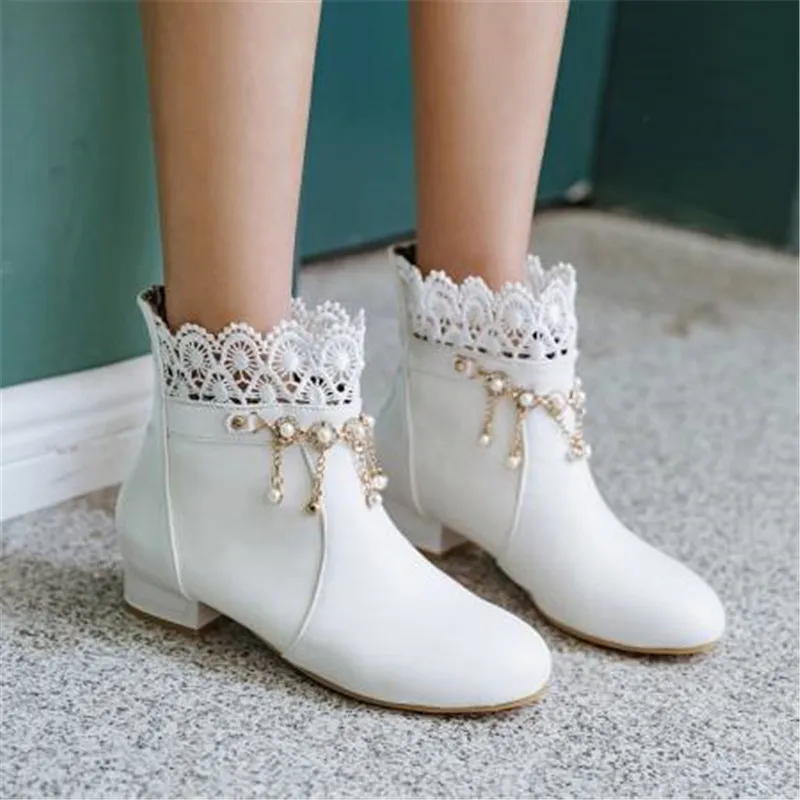 

YQBTDL Lolita Style Chain Pearl Ankle Boots Womens Slip-on Low Heel Autumn Winter Sweet Kawaii Party Girl Shoes Drop Shipping