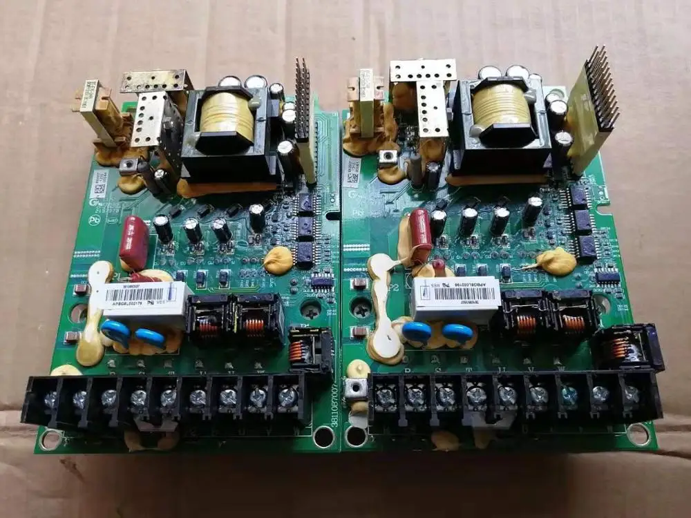 

Delta inverter 3811087007 power drive board VFD007B43A drive board with module (1 piece)