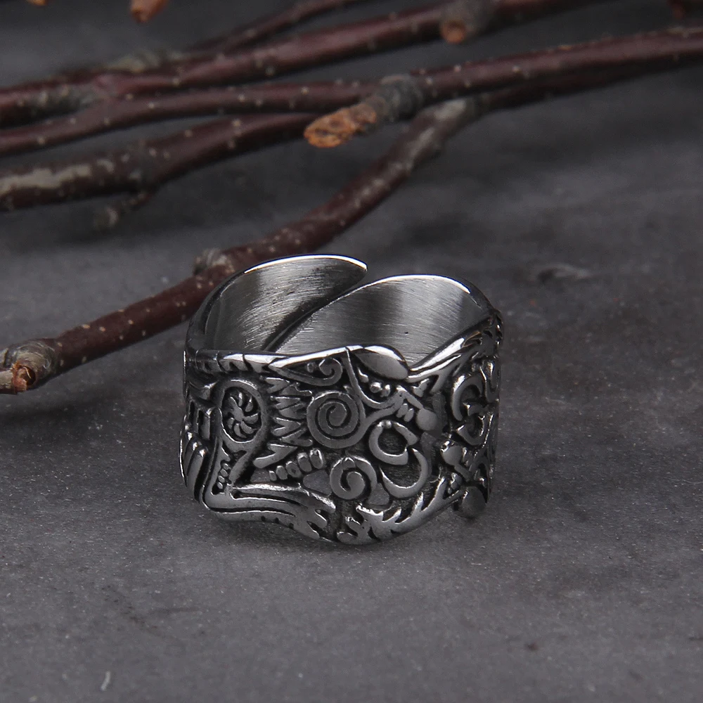 Wolf Jewelry & Watches Tampa Reviews - Anillos llamativos vikingos Vegvisir de acero