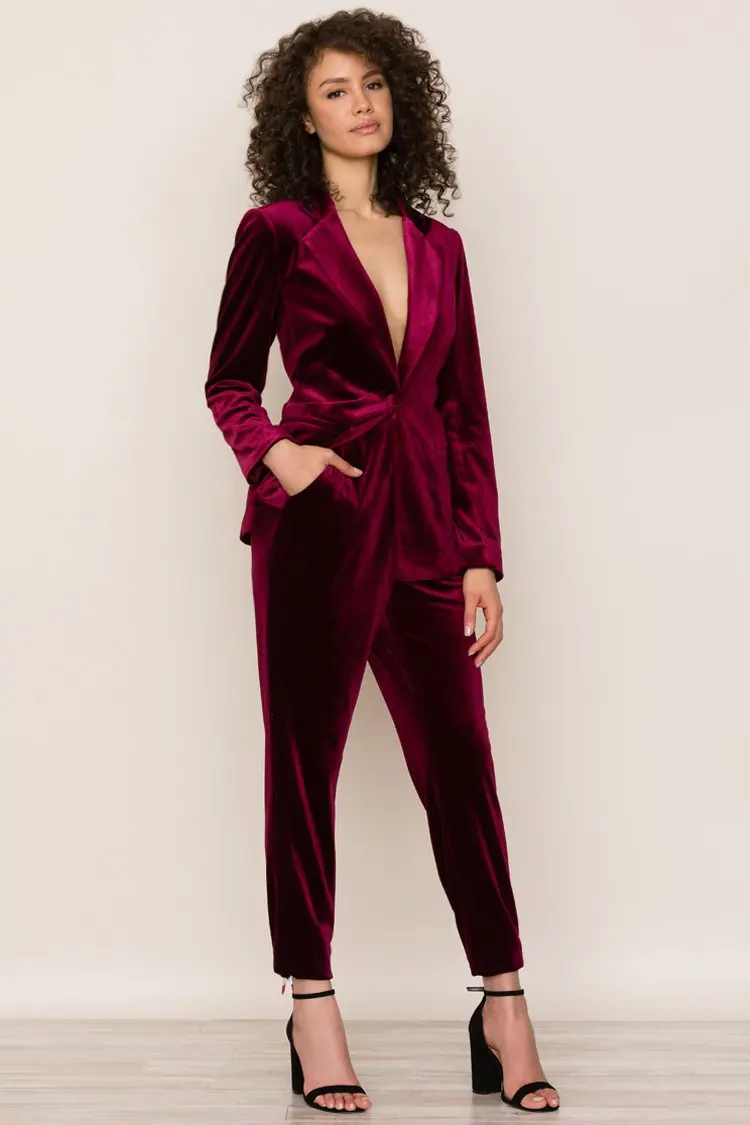 Conjunto de traje a la moda para mujer, traje de terciopelo cálido con moqueta roja, Blazer ajustado para fiesta de noche, ropa Formal para boda (chaqueta + pantalones)