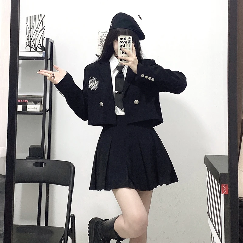 

Black JK Uniform Short Suit British Fashion Two Buttons Coat and Pleated Mini Skirt and Base Shirt 3-Piece Sets for Student