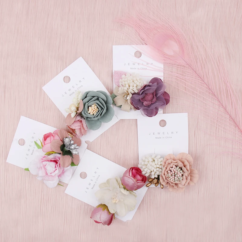 1 Pc Baby Floral spinki do włosów śliczny sztuczny kwiat Barrettes spinki do włosów dla dziewczynek dzieci piękne akcesoria do włosów bukiet hurtowy