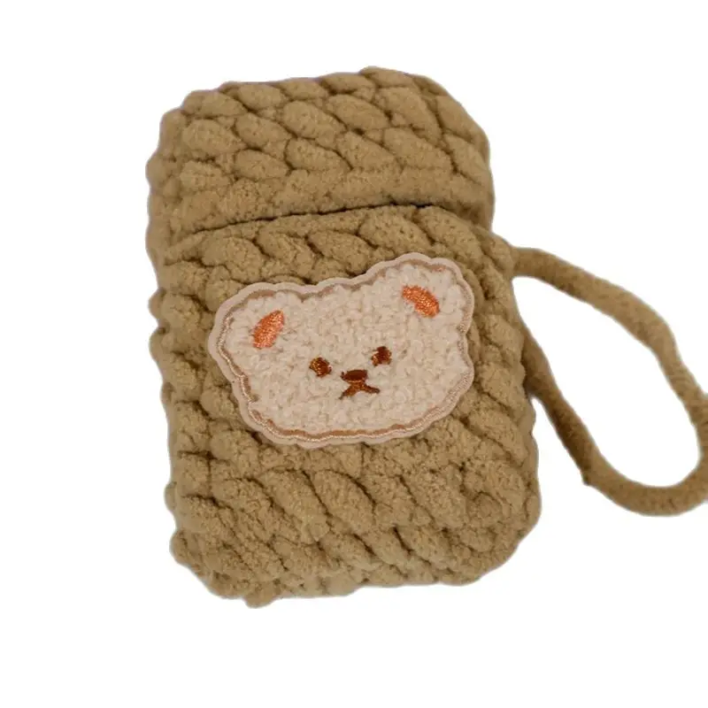 Hand-Woven Woolen Cigarette Case Cute Bear Internal Plastic Box For 84mm Cigarette