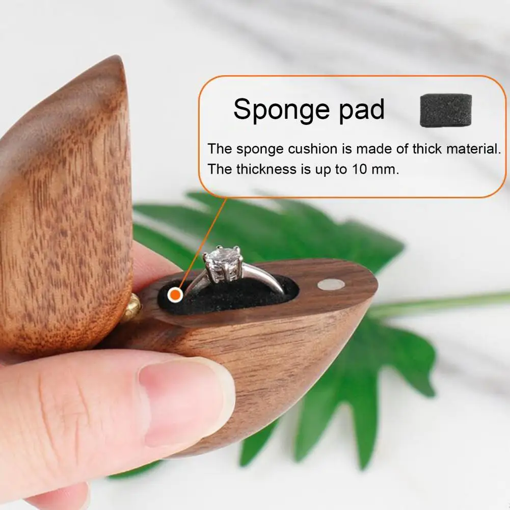 Ring Storage Box Exquisite Collection Heart-shaped Creative Black Walnut Ring Box for Wedding