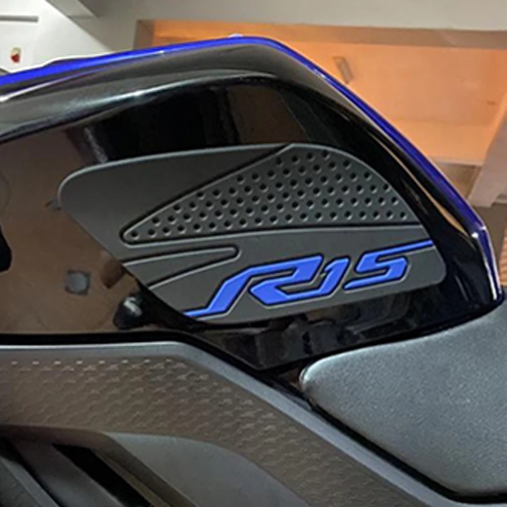 BDJ YZF R15V3 Motorcycle Side Fuel Tank Pad Sticker Anti Slip Grip Protector Decal For Yamaha YZFR15 YZF-R15 2015-2018 2017