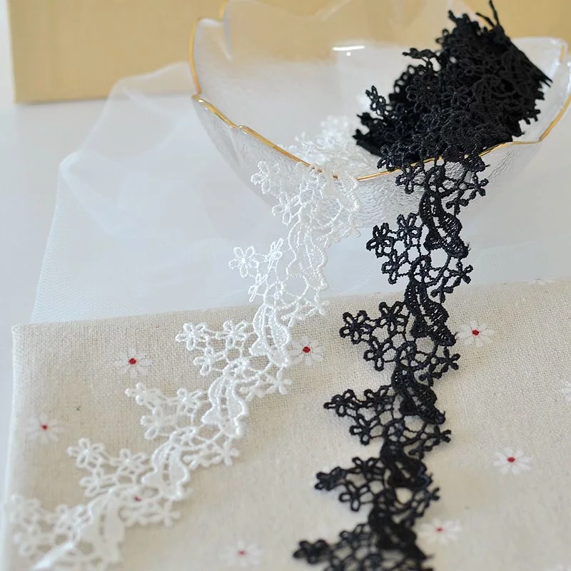 4CM Wide Exquisite White Black Polyester Cotton Embroidered 3d Flowers Lace Fringe Ribbon Collar Edge Trim Dress Applique Decor