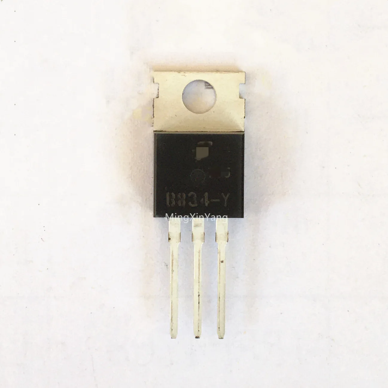 

10PCS 2SB834-Y KSB834-Y B834 3A 60V TO-220 Integrated Circuit IC chip