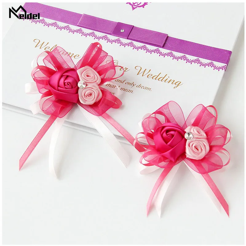 งานแต่งงานสายรัดข้อมือ Bridesmaids ดอกไม้ผ้าไหมกำไลข้อมือชุดบุรุษ Boutonniere เจ้าบ่าวช่อง Sister Hand Flores