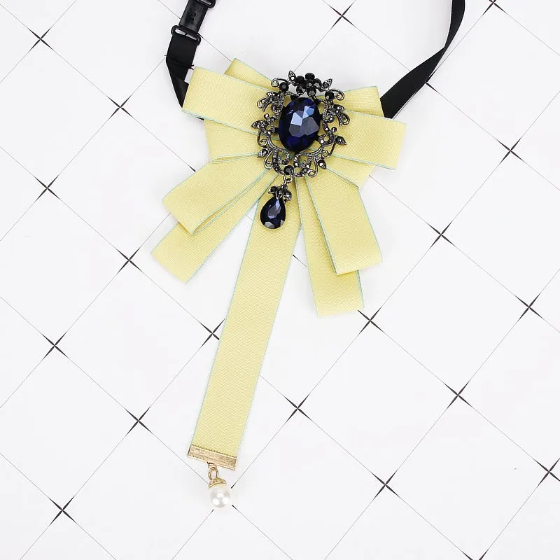 Gorgeous Bow Tie Vintage Luxury Lady Head Diamond Pearl Ribbon Tassel Brooch Chic Girls Elegant Costume Jewelry Collar Pin