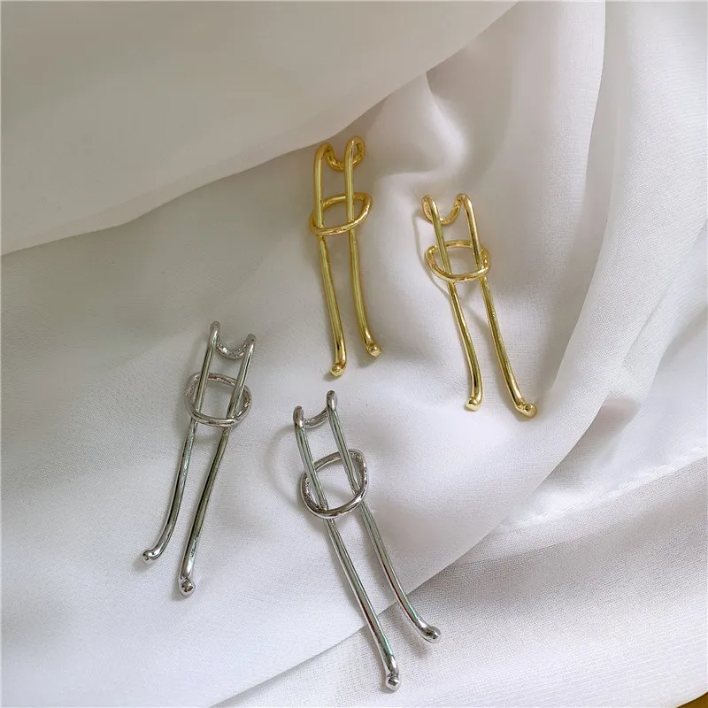Women Hiphop Earrings Vintage Metal Geometric Ear Cuff Gold Clip Earrings for Women Brincos Rock Jewelry Gothic Ear Bijoux
