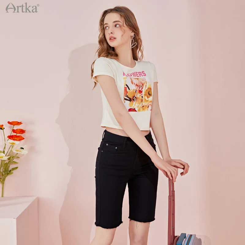 ARTKA 2021 Summer New Women Shorts Fashion Casual High Waist Black Denim Shorts Elasticity Slim Short Jeans With Pocket KN22014C