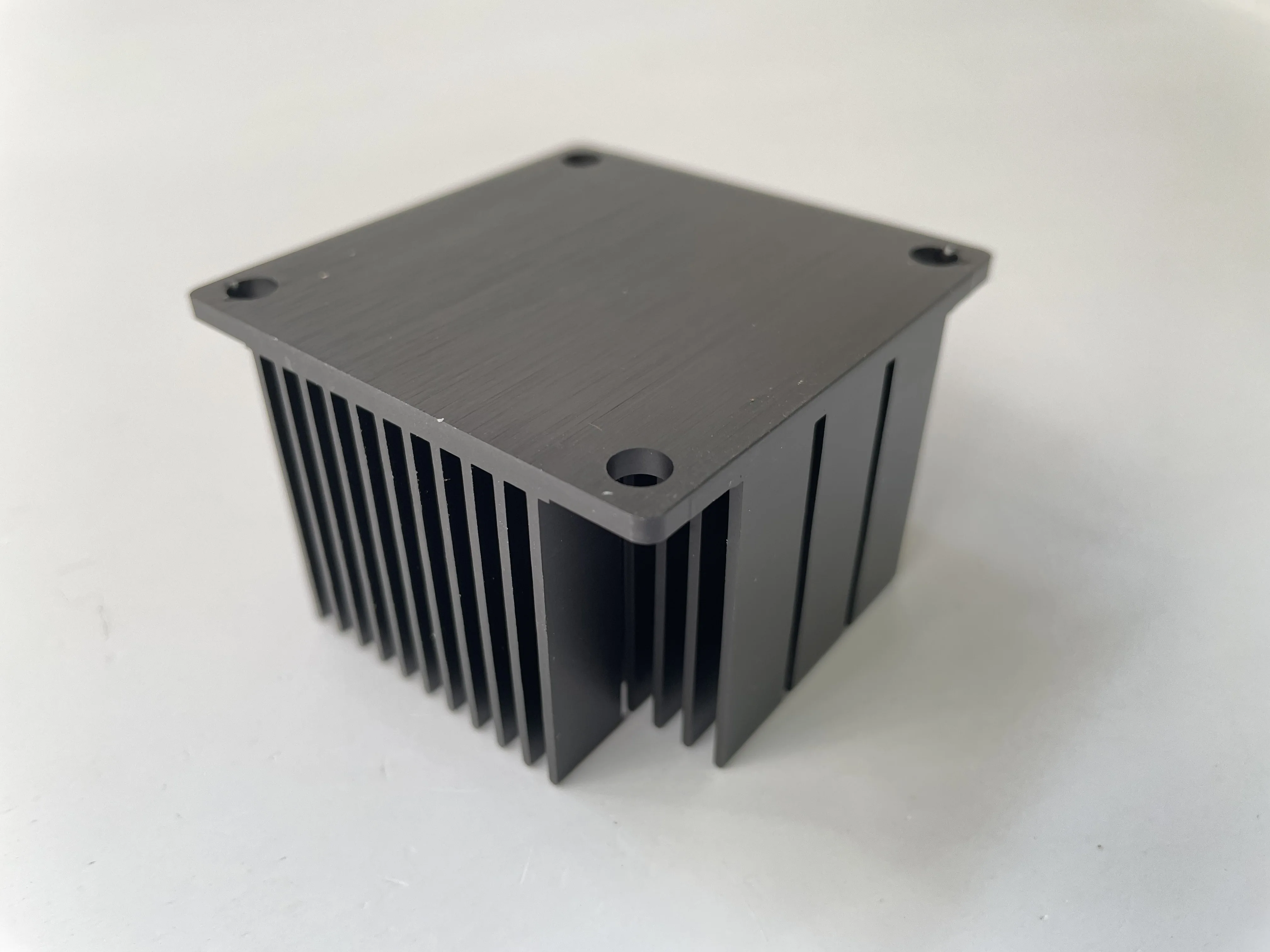 DIY 60*60*38mm AL6063 Black aluminum heat sink High-density gear high-power electronic equipment heat sink