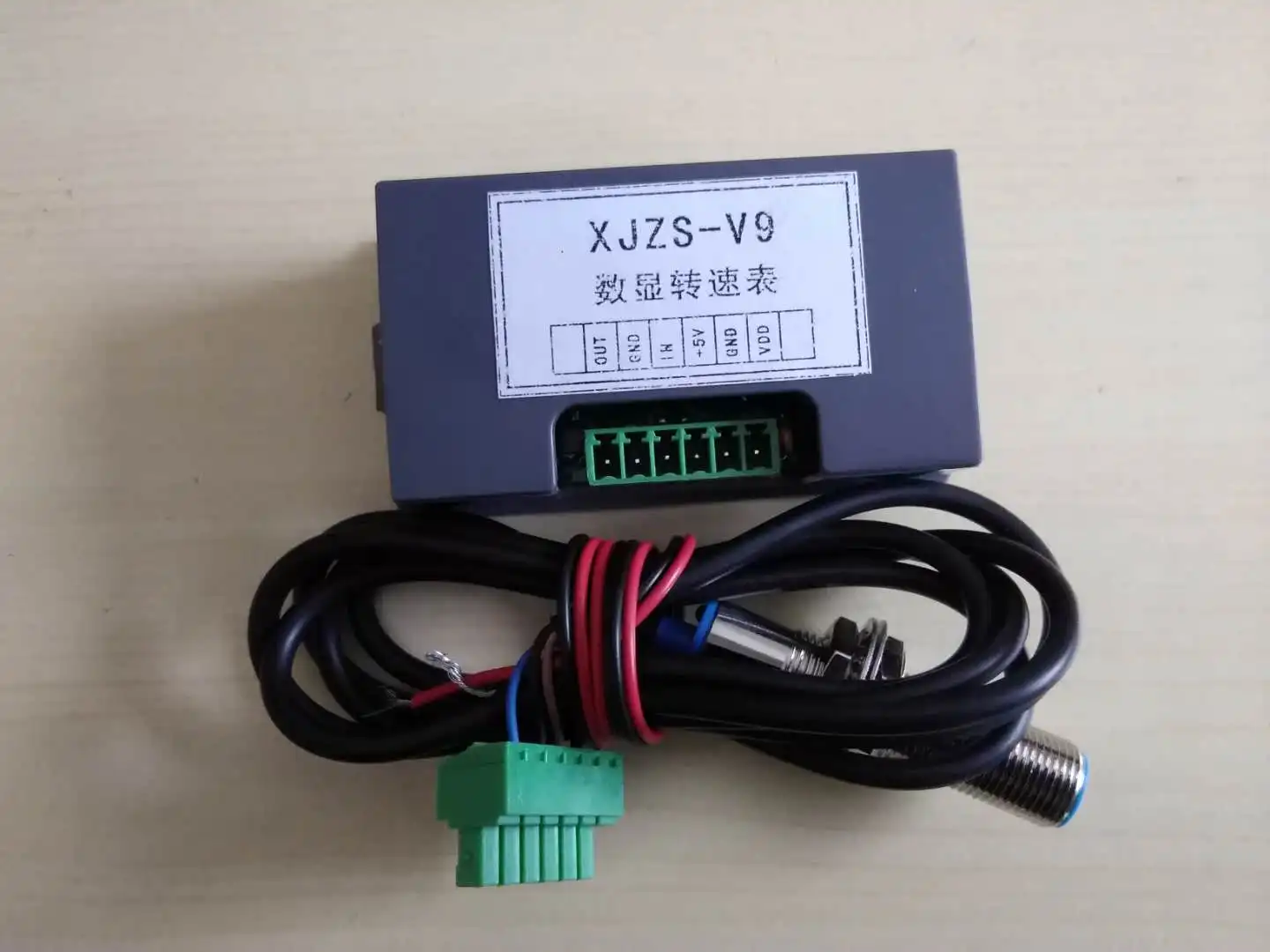 Digital tachometer / electronic gear frequency division / linear speed conversion / requires additional alarm buzzer Harvesters