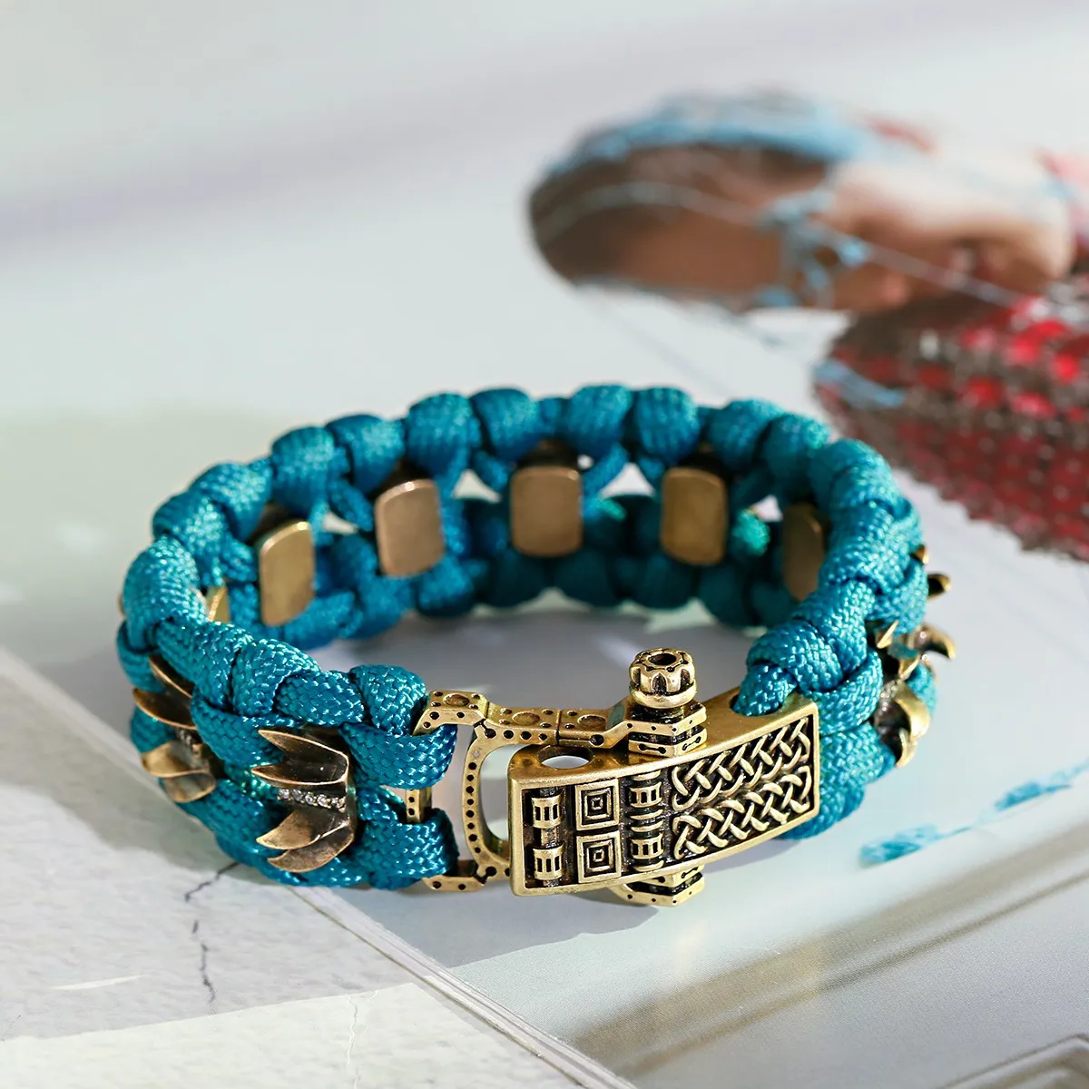 2021 New Jewelry Men Bangles Luxury Zircon Outdoor Amulet Thick Rope Survival Vintage Bracelets Handmade Braid Accessories