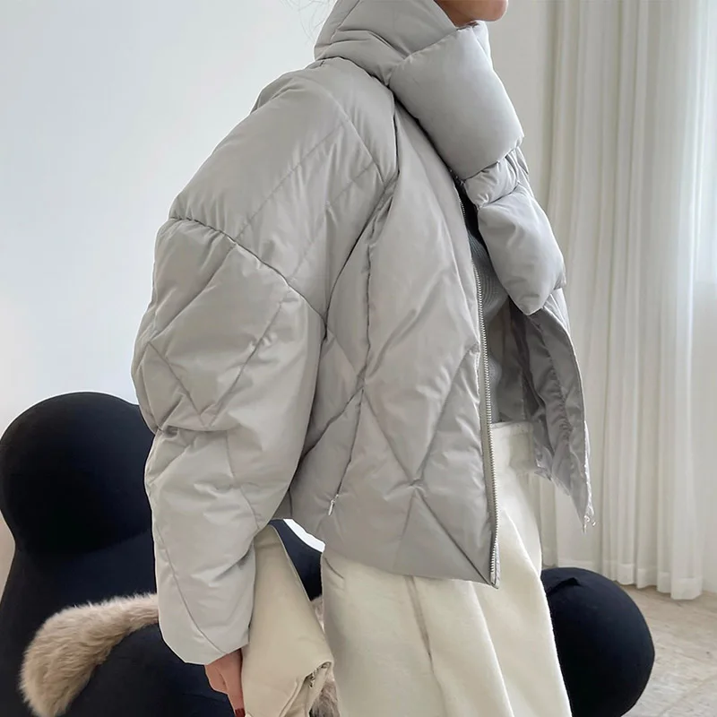 2021 Women's Winter New Fashion Lamb Leg Sleeve Profile O Neck White Duck Down Jacket For Ladies Loose Thin Short Thick Jacket