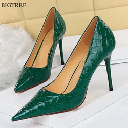 Shiny Patent Leather Women Pumps Weave Fashion Black Green White Shoes Pointy Toe Dress Ladies Prom High Heels Shoes Party Woman