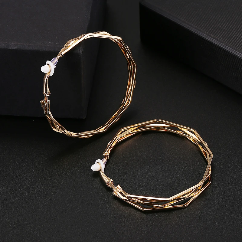 Hoop Clip on Earrings for Women No Pierced Unique Twisted Big Earrings Irregular Circle Earring Brinco Statement Fashion Jewelry