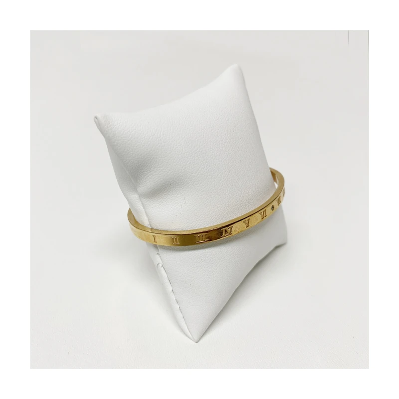 1Pcs 7*6Cm Mini White Black Grey Pu/velvet Watch Bangle Pillow Holder Bracelet Jewelry Display Chain Anklet Soft Pillow Cushion