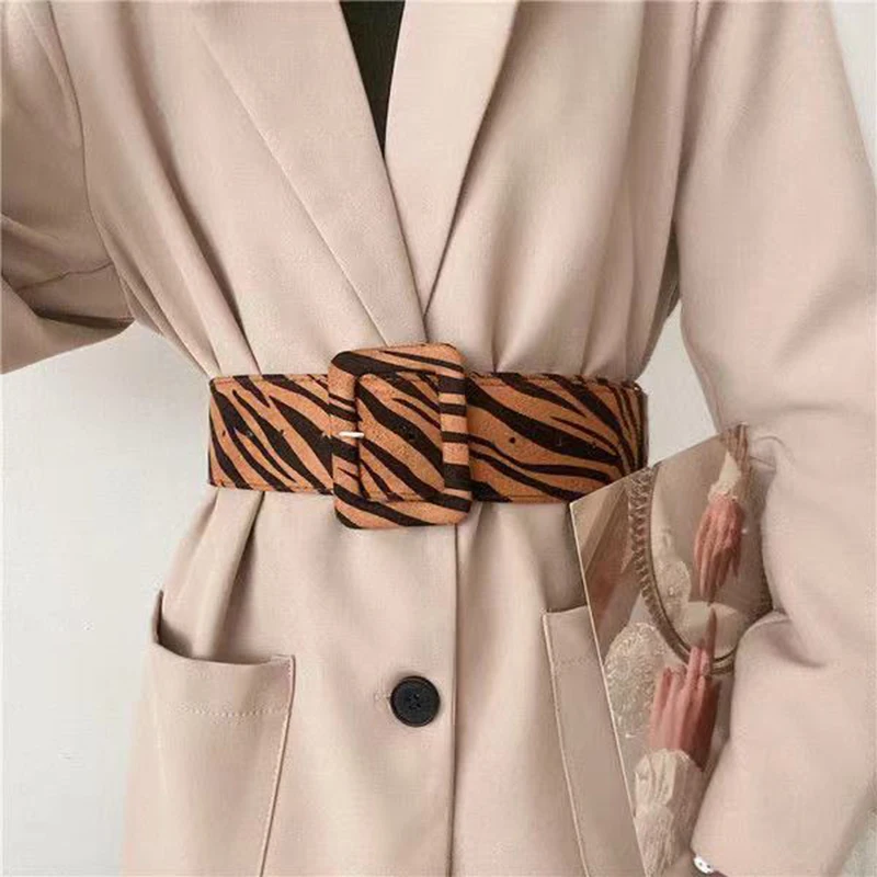 New Fashion Leopard Print Ladiees Wide Waistband Suede Square Buckle Round Buckle Belt All-Match Windbreaker Dress Accessories