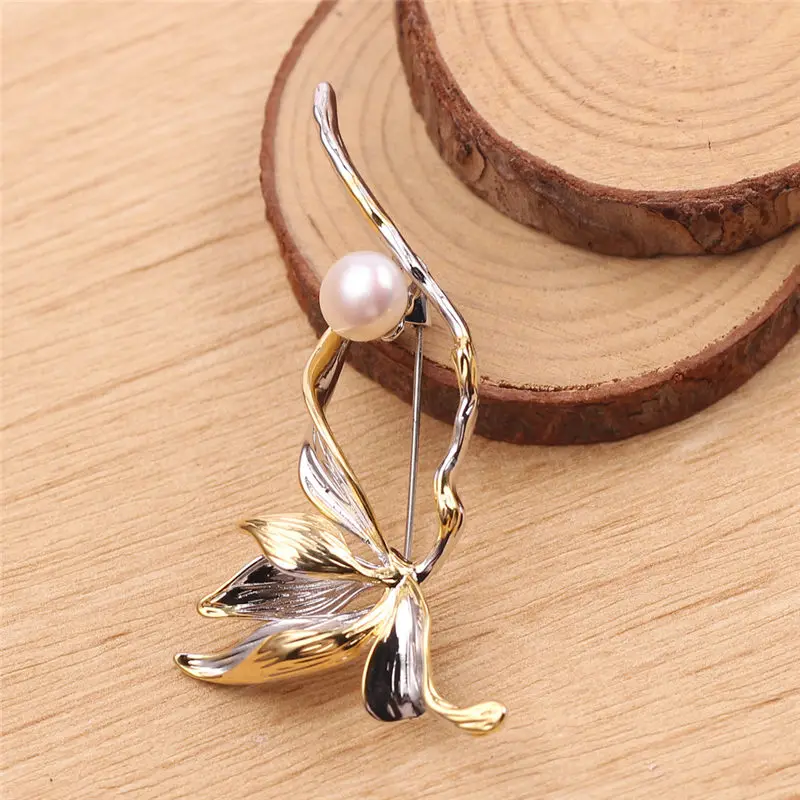 Tulip Pin Brooch Natural Freshwater Pearl Flower Shape Brooches For Women Wedding Jewelry Accessories