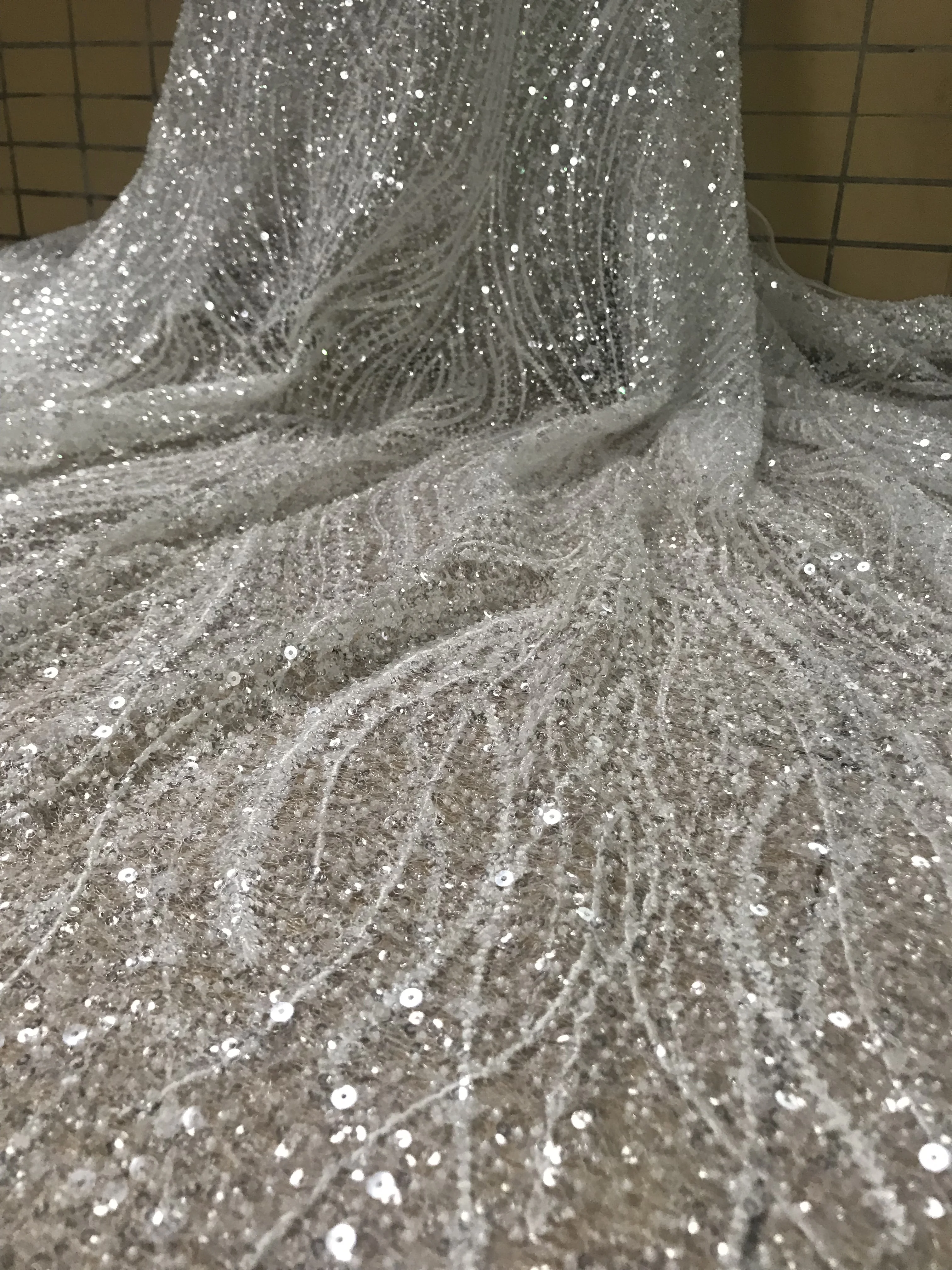 

Wholesale And Retail Wedding Lace Sequins Fabric SYJ-6293 shinning African beaded embroidered lace Fabric