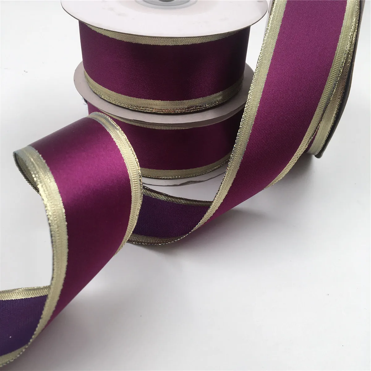 

25Yards 38MM Wired Edge Purple Satin Ribbon With Golden Edge for Birthday Decoration Chirstmas Gift DIY Wrapping 1-1/2" N2007