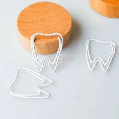 Branco Rachado Tooth Paper Clip, Mini Clipe De Papel, Deficiente De Cálcio, Bone Paper Clip, 12pcs