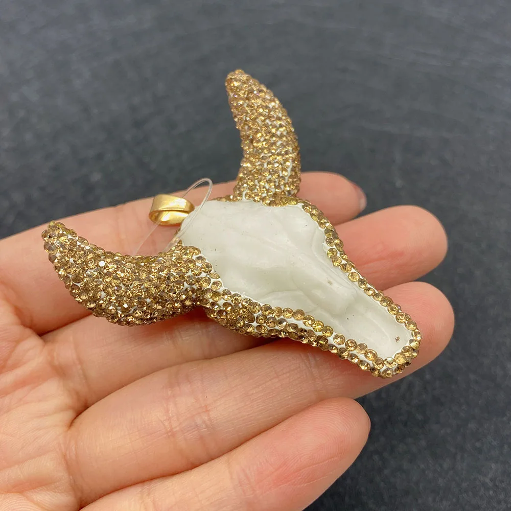 Wholesale Multicolor Bull Head Shape Pendant Acrylic Used In Jewelry Making DIY Handmade Accessories Beaded Decoration Fashion