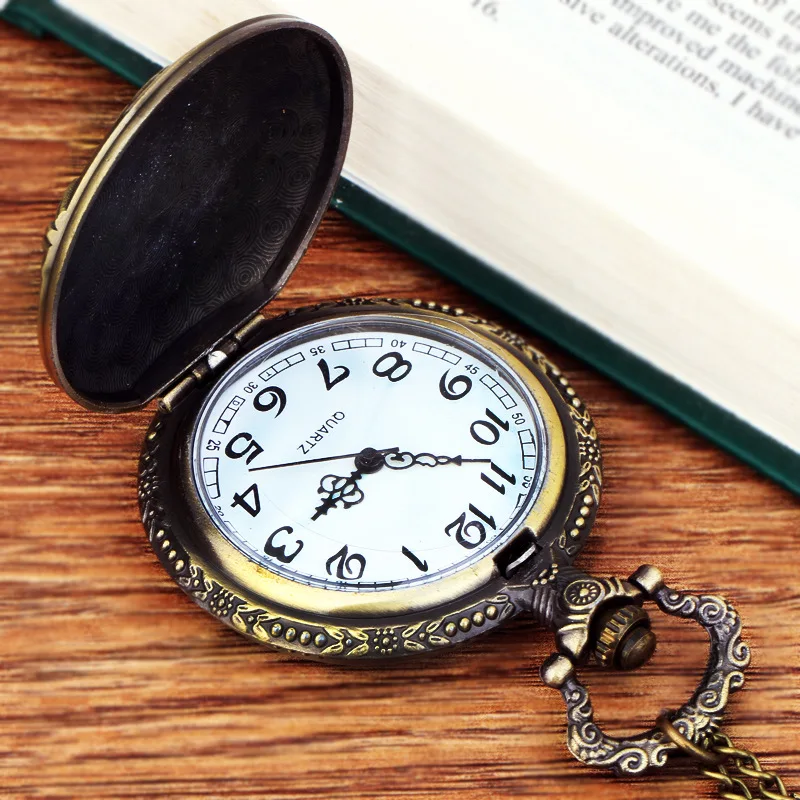 Large thin chain bronze zodiac chicken quartz pocket watch embossed personality big rooster pocket watch