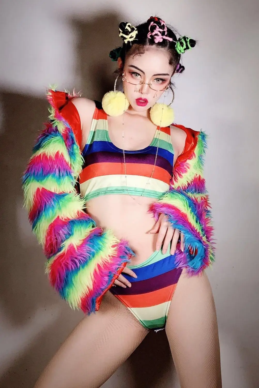 Costume de brevHip Hop DS, Tenue de Scène Sexy en Fourrure Arc-en-ciel, Châle, Manteau Amissié, pour Bar, Discothèque, DJ, Chanteur, Batterie