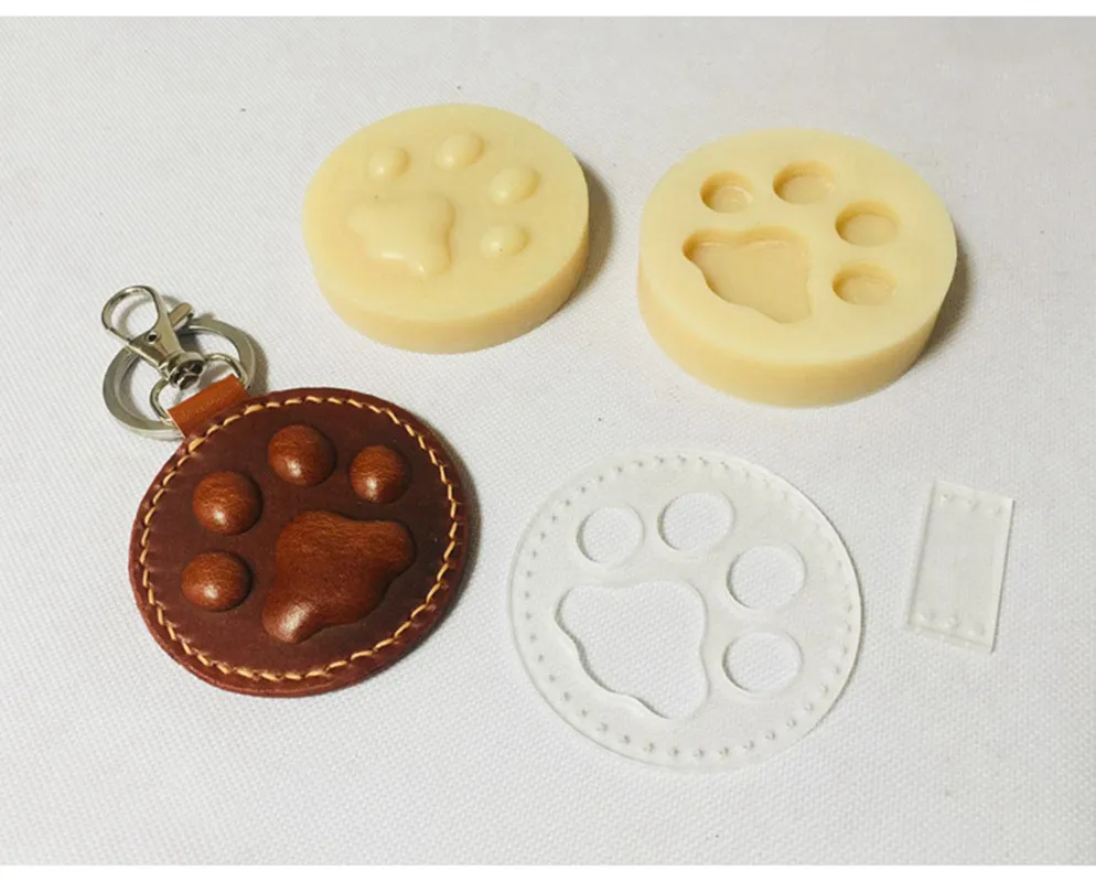 Leather Craft Dog Cat Paw Key Ring DIY Handing Decoration Shape Modeling Plastic Mold with Die Cutting Plastic Mould Set 60mm