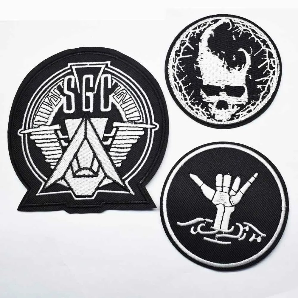 Parche bordado para ropa SGC, serie temática blanca y negra, mano, diablo, Luna, sol, para ropa, parche Punk para planchar