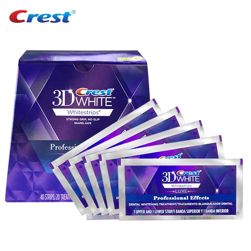 ولا لا: تجربة فعّالة لتفتيح الأسنان في المنزل مع شرائط Crest 3D White Strips