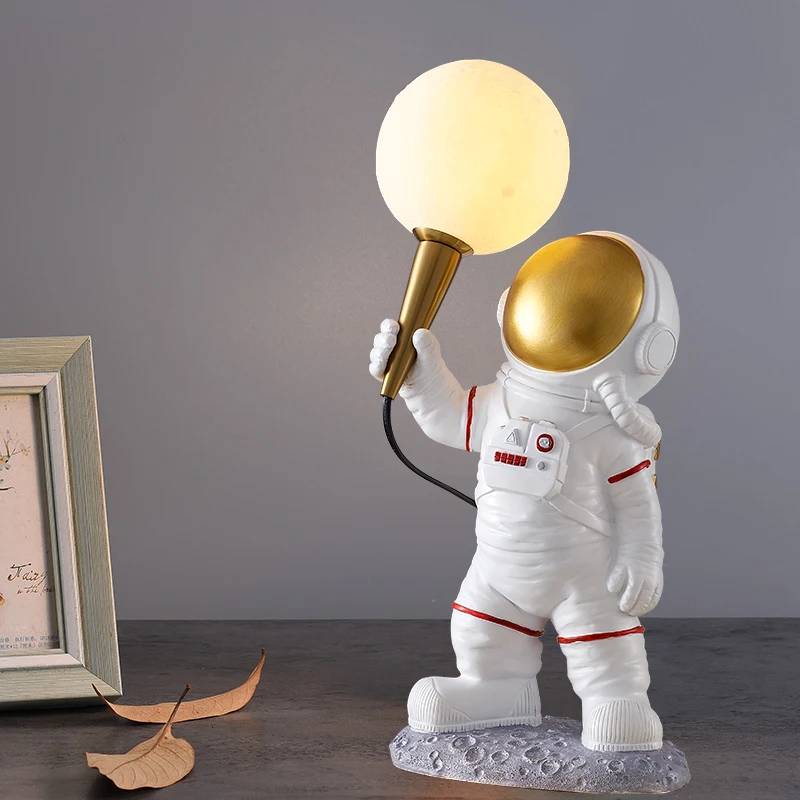 Lampu Meja Kamar Anak-anak Astronot Kreatif Spaceman Bulan Anak Laki-laki Lampu Kamar Tidur Minimalis Nordic Lampu Samping Tempat Tidur