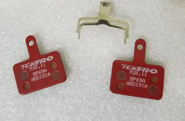 

P20.11 disc brake pad bike pads metal ceramic M9100 M8100 M7100 M9000 M8000 M7000 M395 M615 M445 M6000 M447 M735 M525