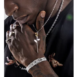 Hip Hop Punk Rose Flower Pendant Necklace Fashion Clavicle Sweater Chain Titanium Steel Necklace For Men Girls Women Jewelry