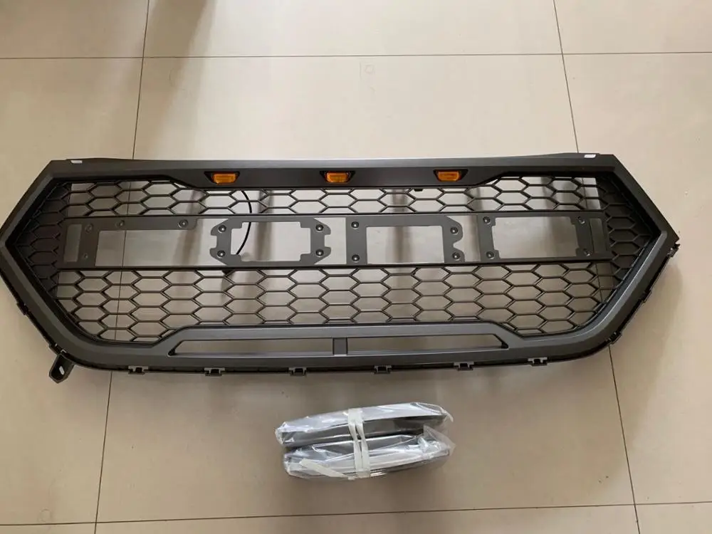 High Quality ABS Front Middle Grille Racing Grills Honeycomb Mesh With LED Light For Ford Edge 2015-2018