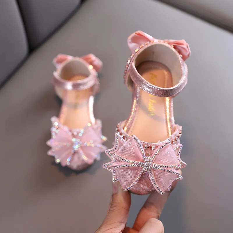 Kids Sandals Rhinestone Bow Girls Princess Shoes Fashion Flats Dance Performance Shoes 2023 Summer New Children Sandals E863