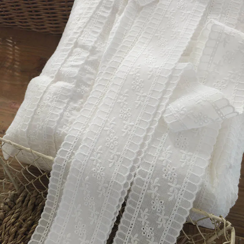 4.5CMwidth white flower embroidered cotton lace ribbon diy apparel sewing home textile curtain decoration lace