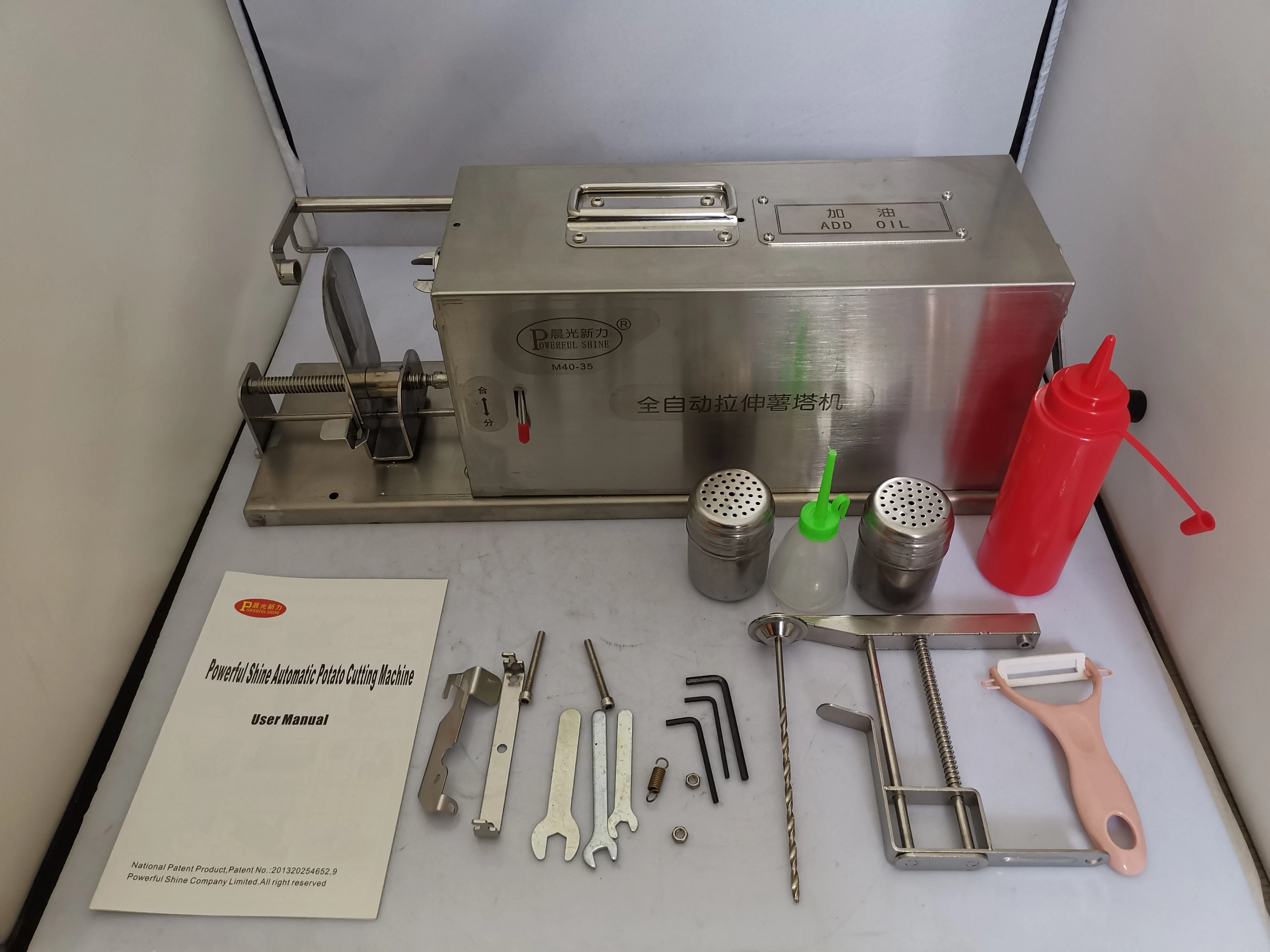 Automatic stretch Tornado potato machine,potato spiral cutting machine potato cutter machine potato chip machine Hand shake type