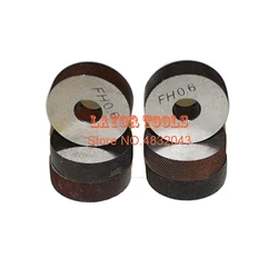 2PCS High Speed Steel 0.6mm/0.8mm/1.0mm/1.2mm/1.5mm/1.8mm/2.0mm Pitch Tool Diagonal Coarse Knurl Wheel Knurling Roller 26x8x8mm