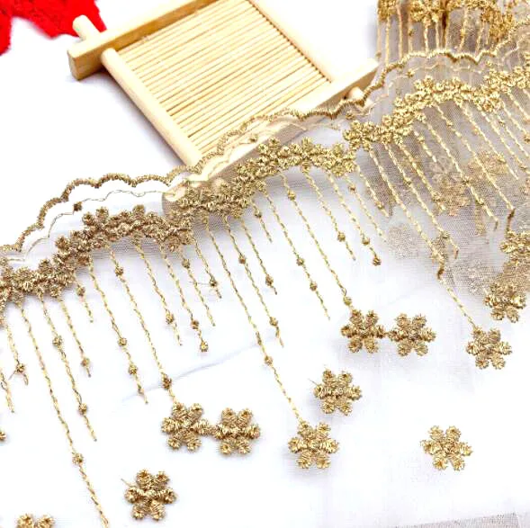 

Ширина: 23 см (9,20 дюйма) Элегантное кружево из сетчатой ткани с вышивкой золотой нитью, водорастворимое, для свадебных платьев (ss-2089)