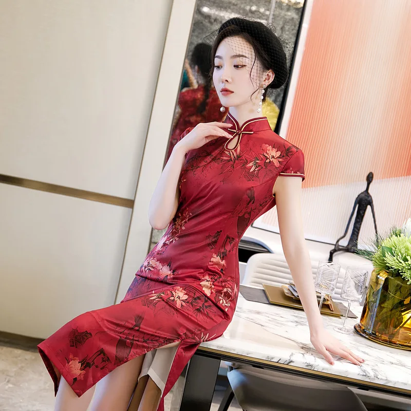 Spring 2020 New Red Mid-Length Short-Sleeved Cheongsam Fashion Improvement Retro Banquet Dress Cheongsam Qipao Flowers Dresses